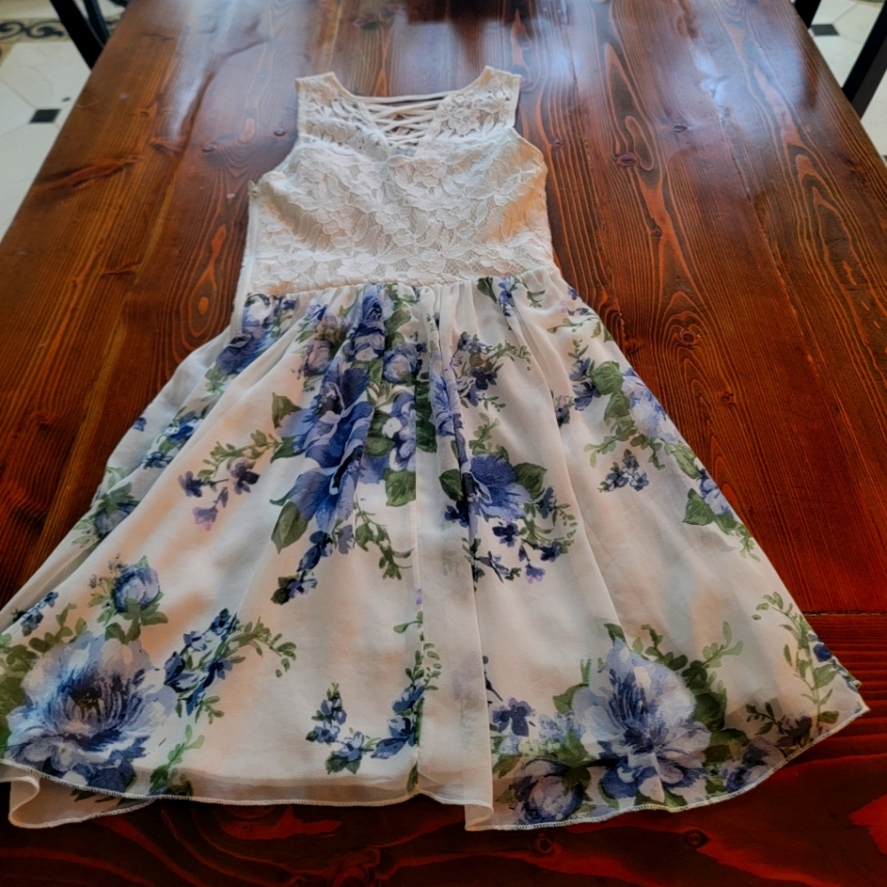 Speechless JR floral dress size 1